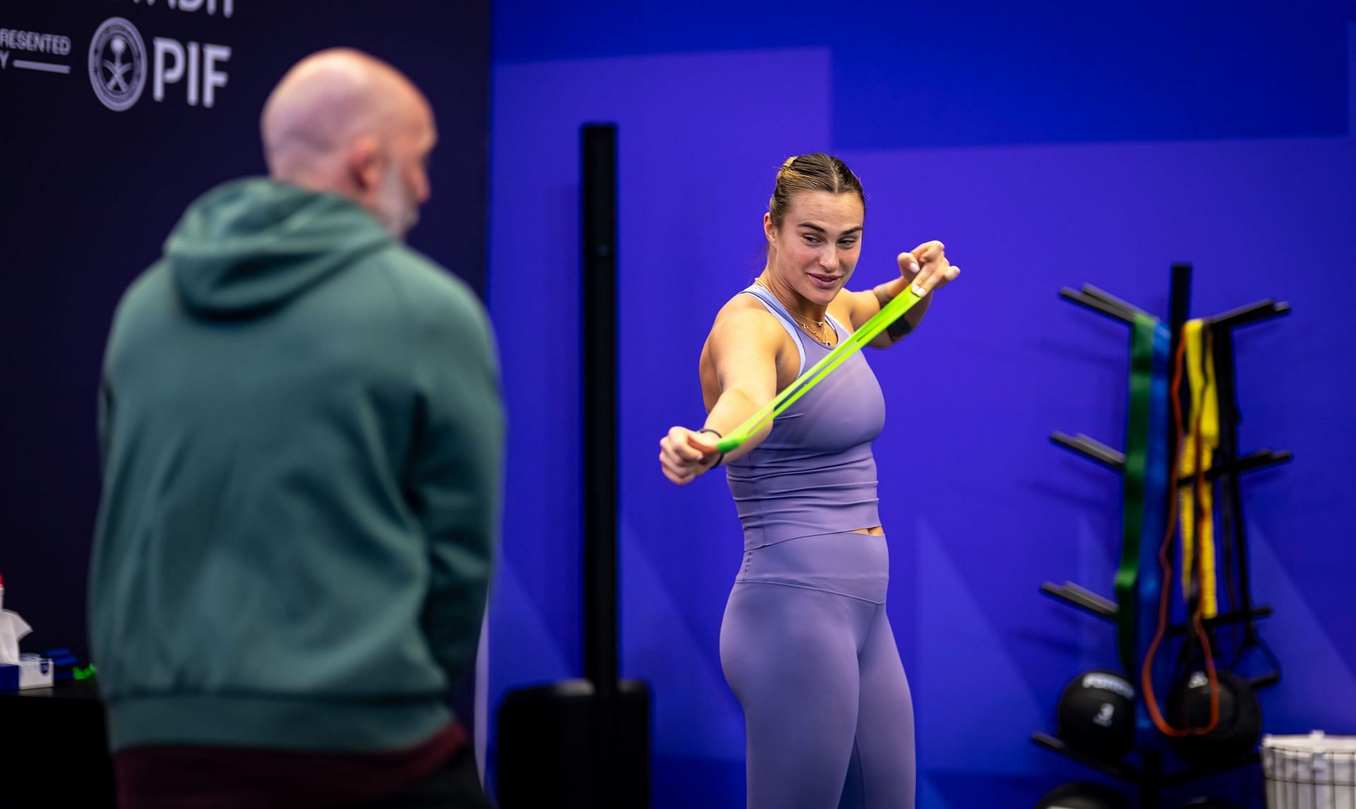 Sabalenka warms up in the WTA Finals 2024 - Source: Getty