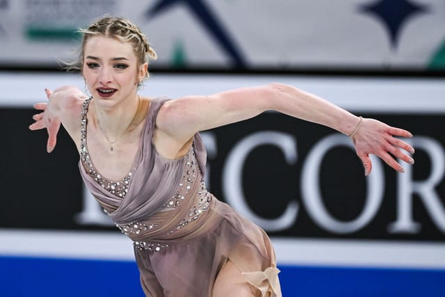 meet-amber-glenn-the-figure-skater-who-became-1st-american-in-12-years