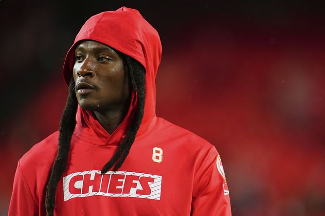WATCH: DeAndre Hopkins trolls Titans after scoring first TD with Chiefs