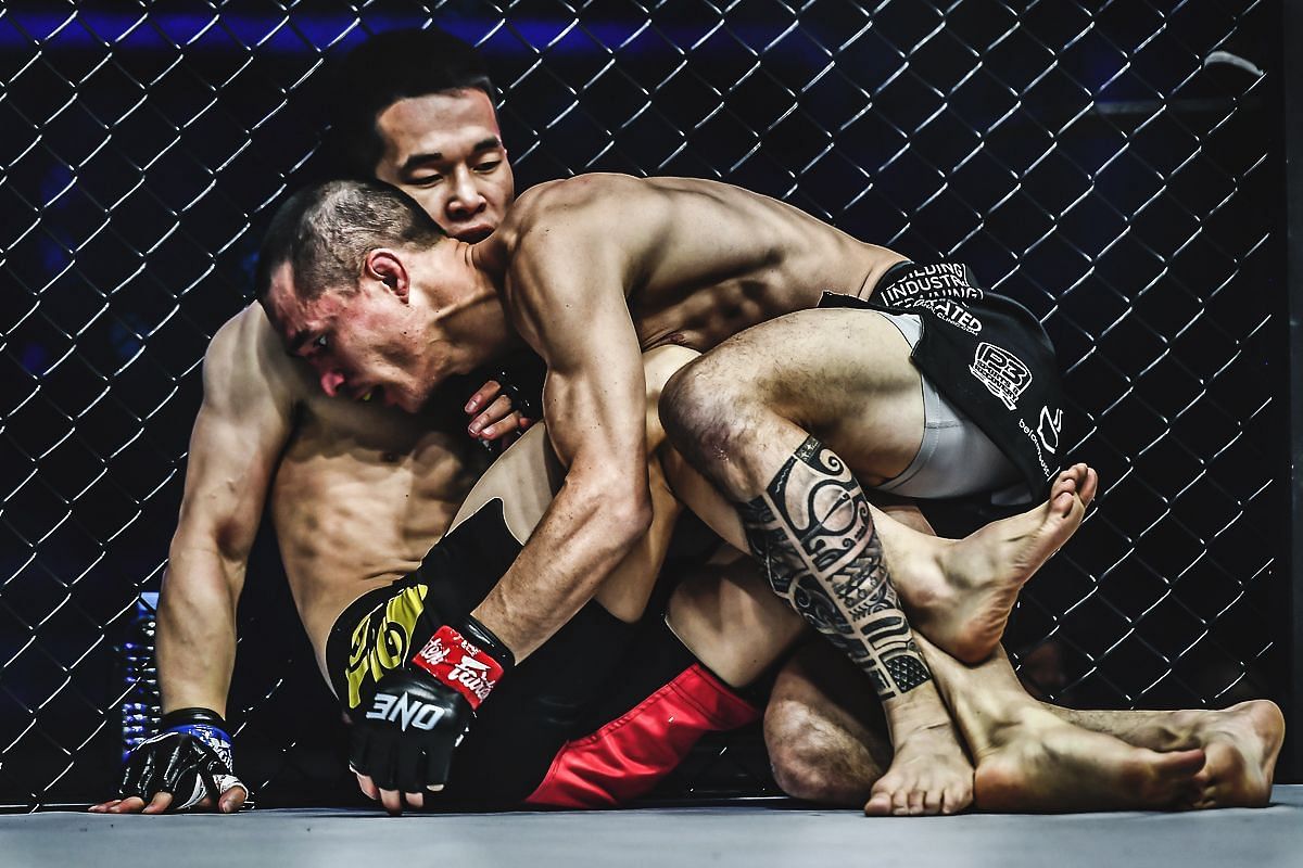 Reece McLaren fighting Xie Wei | Image credit: ONE Championship