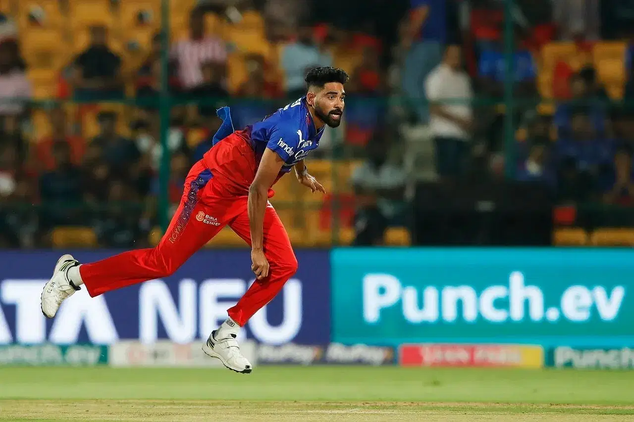 RCB opted not to retain Mohammed Siraj ahead of the IPL 2025 auction. [P/C: iplt20.com]