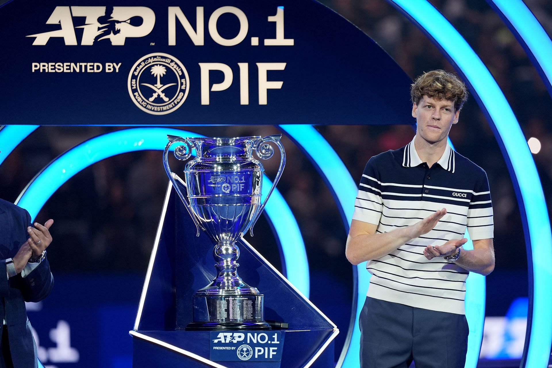 Jannik Sinner pictured with his year-end World No. 1 trophy at the 2024 ATP Finals - Image Source: Getty