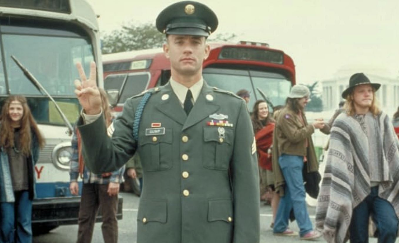 Tom Hanks in Forrest Gump (Image via Paramount Pictures, Steve Tisch Company)