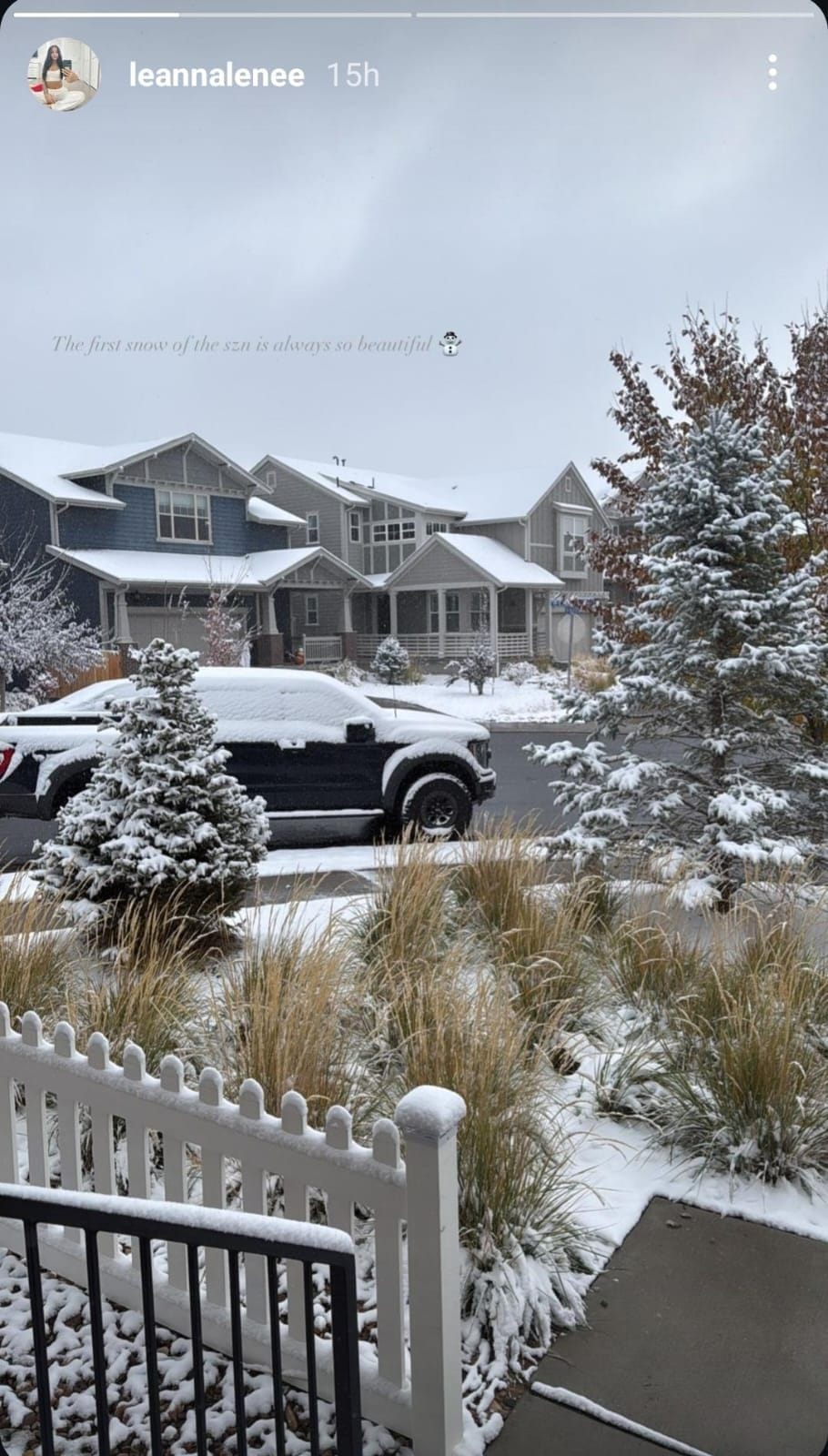 Pics Travis Hunter's soon to be wife Leanna Lenee caught up in winter