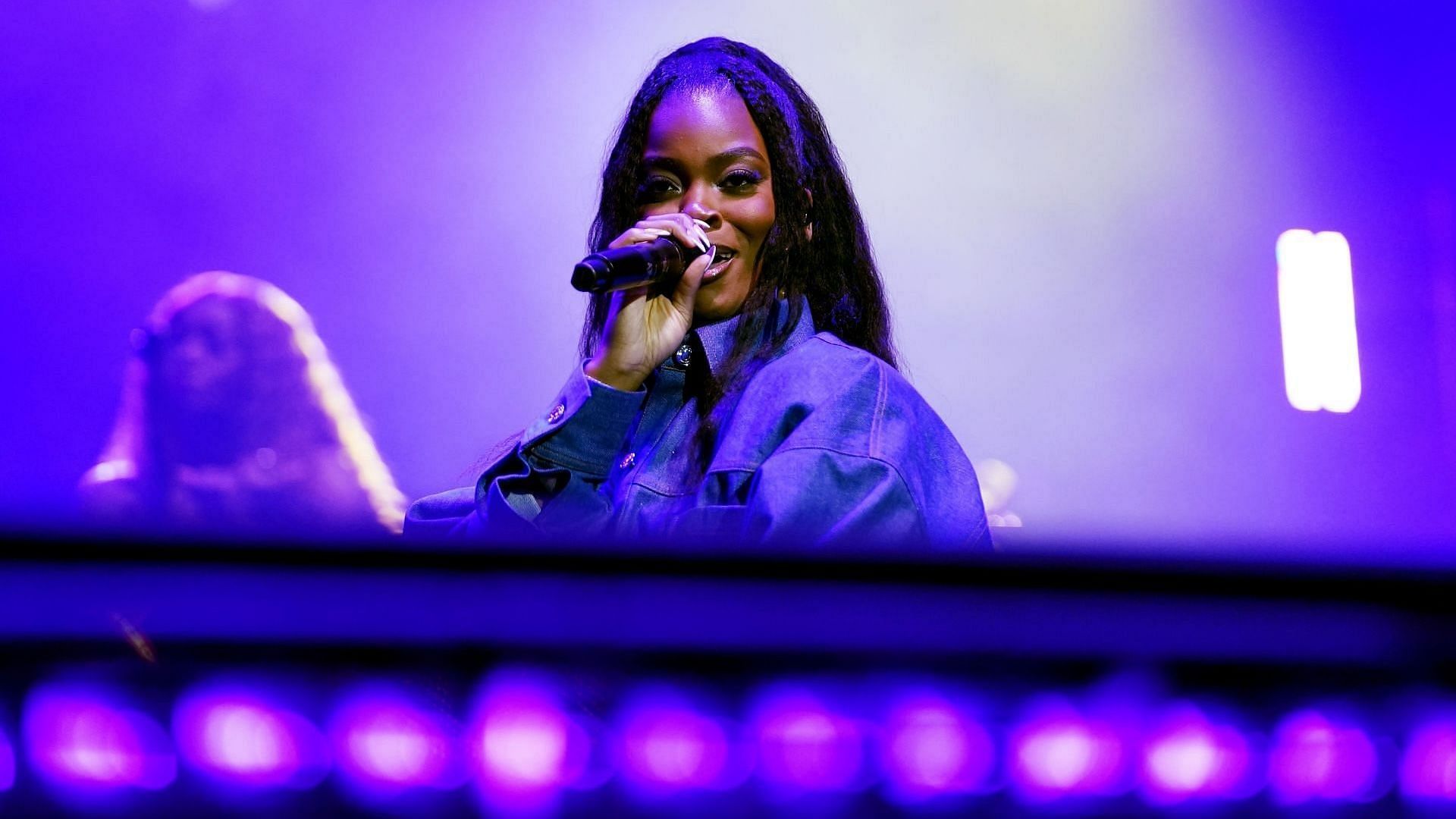 Ari Lennox performs onstage during Day 1 of the 2024 ESSENCE Festival of Culture presented by Coca-Cola at Caesars Superdome on July 05, 2024 in New Orleans, Louisiana. (Photo by Bennett Raglin/Getty Images for ESSENCE)