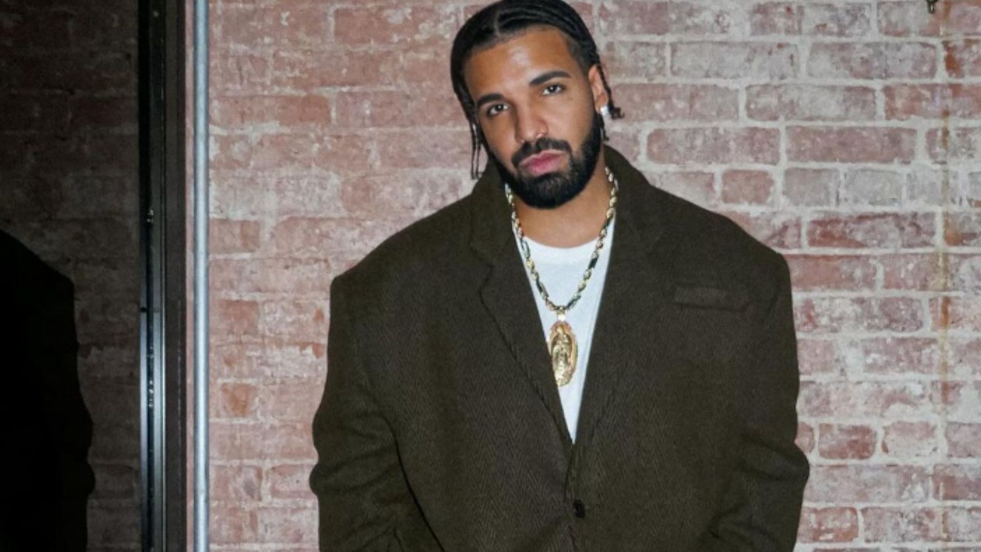 Drake takes legal action against Universal Music Group for allegedly inflating the popularity of Kendrick Lamar