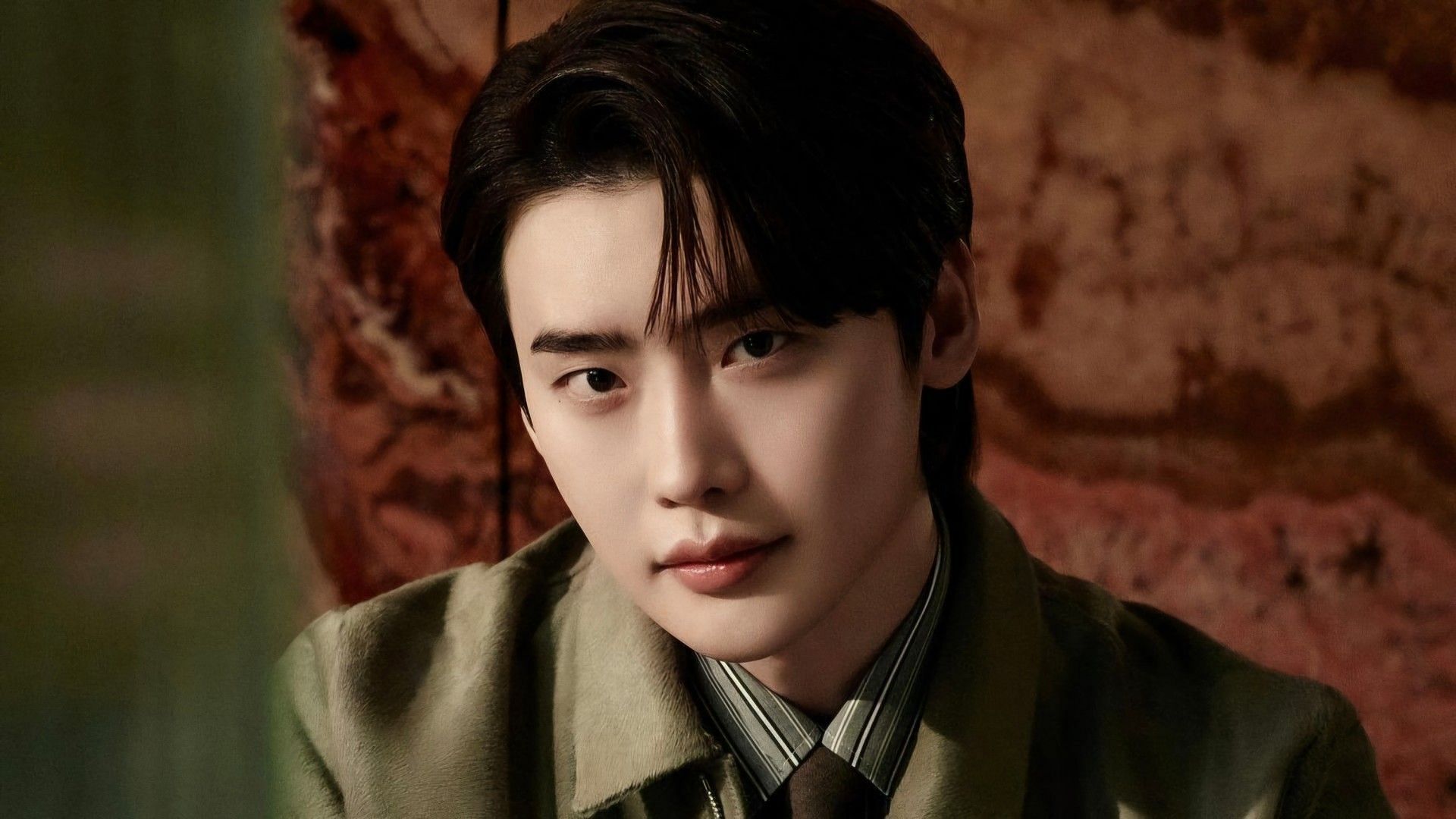 Actor Lee Jong-suk confirmed to lead new legal drama Seocho-dong, reuniting with W director (Image via Instagram/@jongsuk0206)