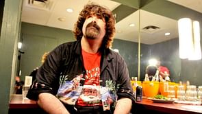 "THANK YOU" - Mick Foley reacts after urgently asking for help; the WWE Hall of Famer makes an announcement