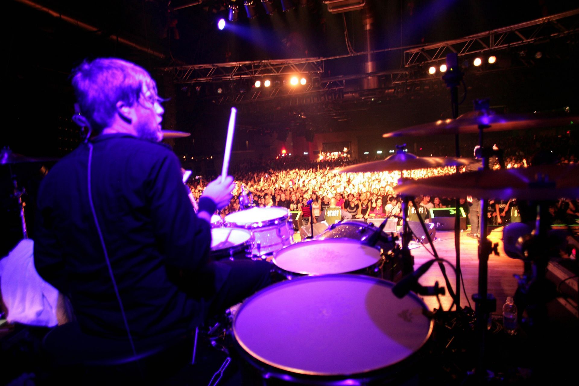 Photo of VIEW FROM BACK OF STAGE and DRUMMER and Bob BRYAR and MY CHEMICAL ROMANCE - Source: Getty