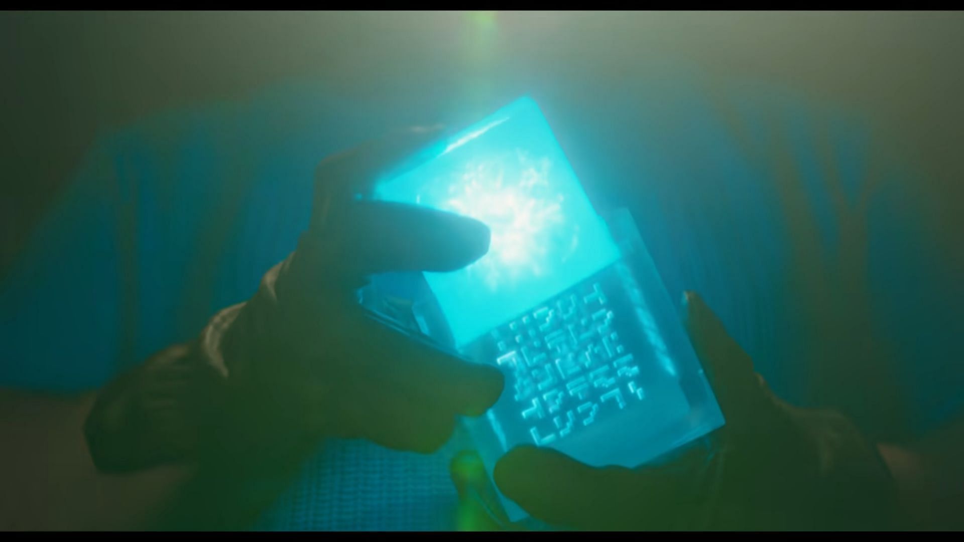 The cube has a rather interesting inscription (Image via YouTube/Warner Bros)