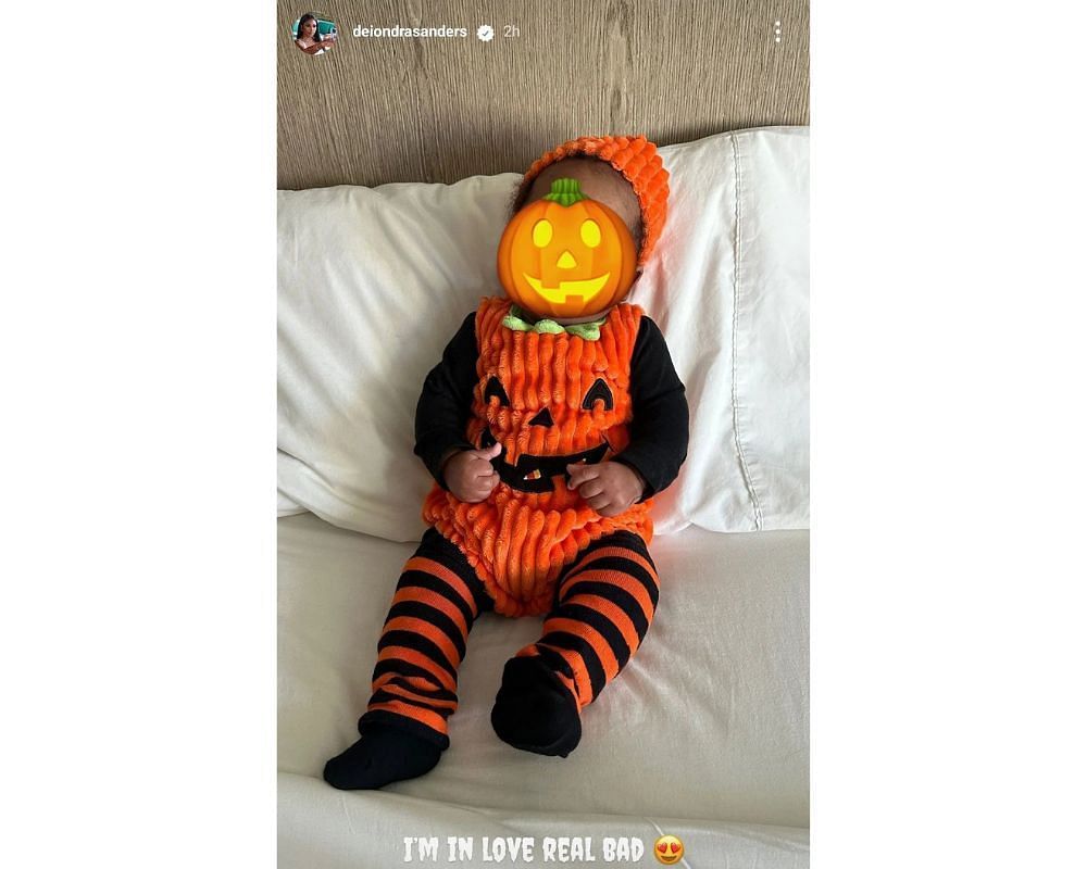 Deiondra shares photo of Snow in pumpkin outfit (Screenshot via IG /@deiondrasaders)