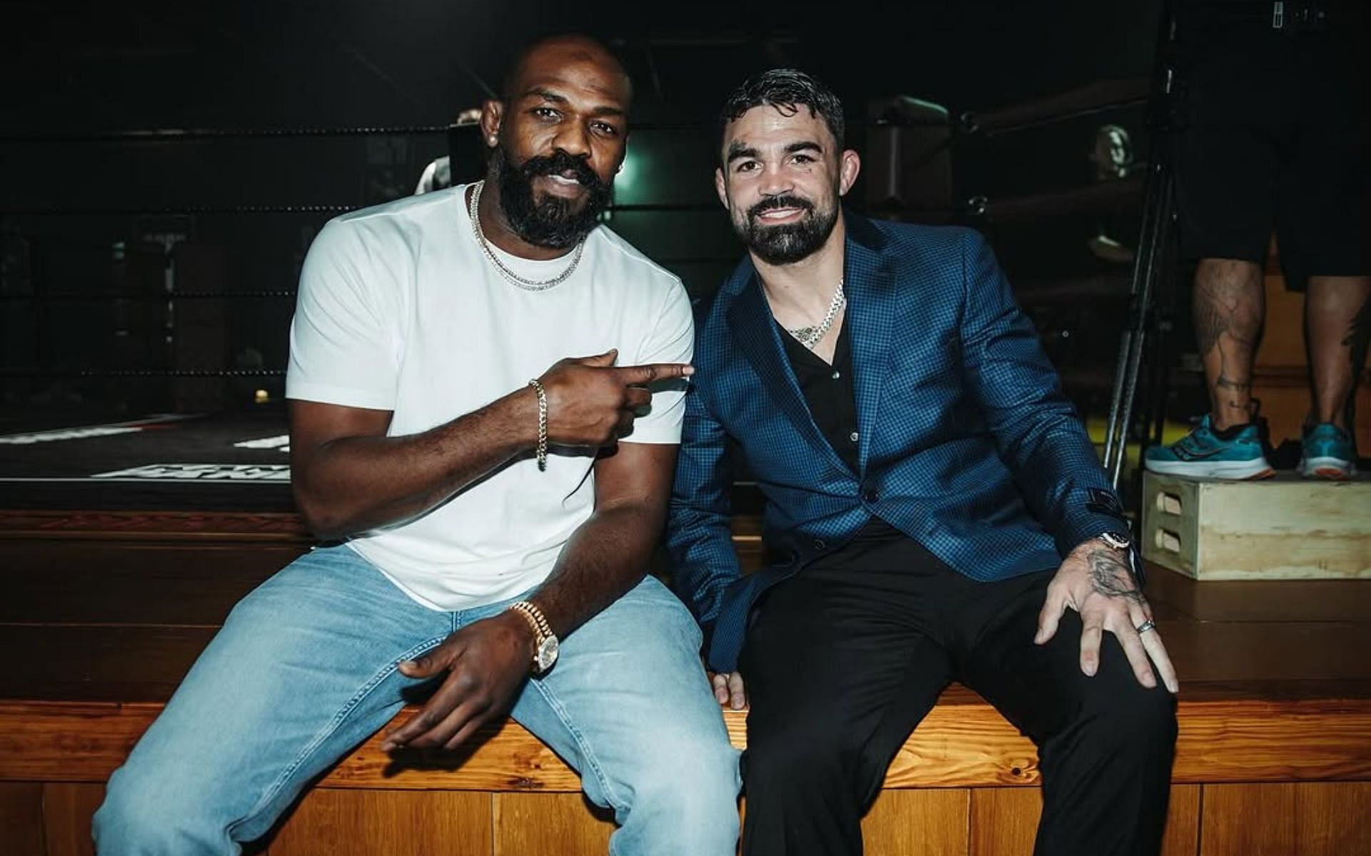 Mike Perry shares snaps with Jon Jones and others after promotion