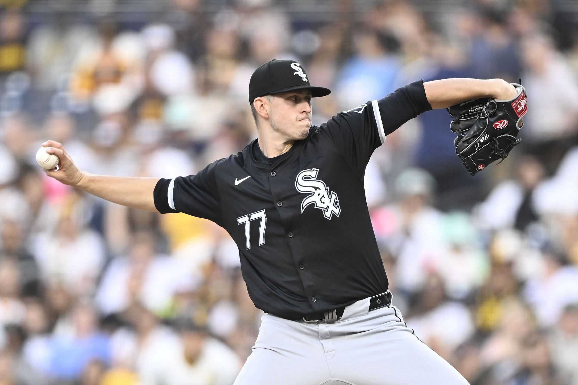 Chris Flexen pitching against the San Diego Padres - Source: Getty