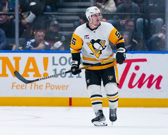 Watch: Pens' Noel Acciari escapes scary injury as Andrew Copp's skate blade makes dangerous contact