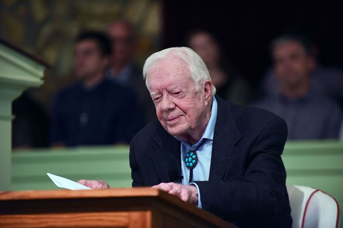 "He found a way to make it about himself"— Internet reacts as Donald Trump's message on Jimmy Carter's passing sparks mixed reactions