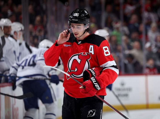 Ex-Leafs enforcer drops snarky comment on Ryan Reaves' probable treatment for Max Pacioretty-like hit on Jack Hughes