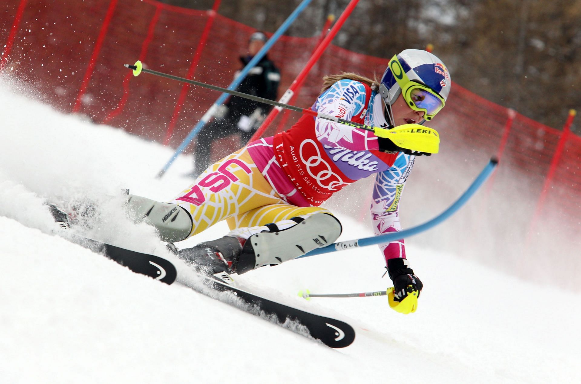 Lindsey Vonn after winning the combined slalom event of the 2010 FIS Ski World Cup (Image via: Getty Images)