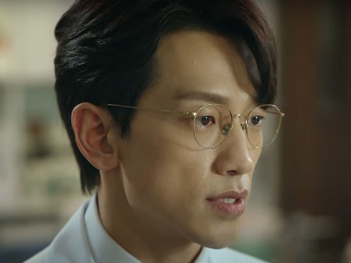 Jung Ji-hoon in Ghost Doctor (Image via YouTube/CJ ENM Global)