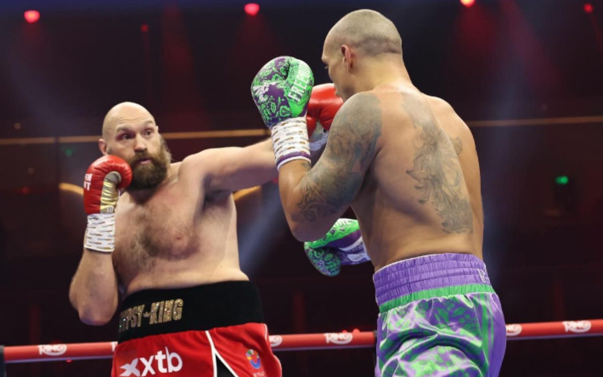 Tyson Fury (left) suffered a unanimous decision loss against Oleksandr Usyk (right) in the rematch. [Image courtesy: @queensberrypromotions on Instagram]