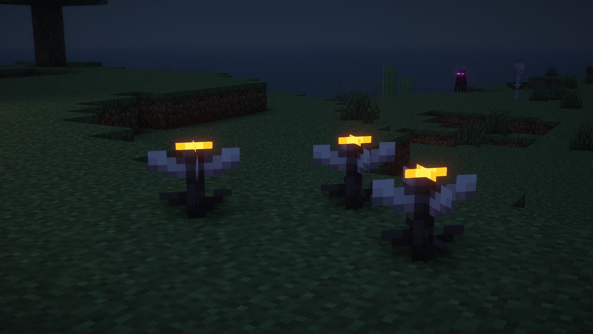 Eyeblossoms are beautiful flowers that are generated in Pale Garden (Image via Mojang Studios)