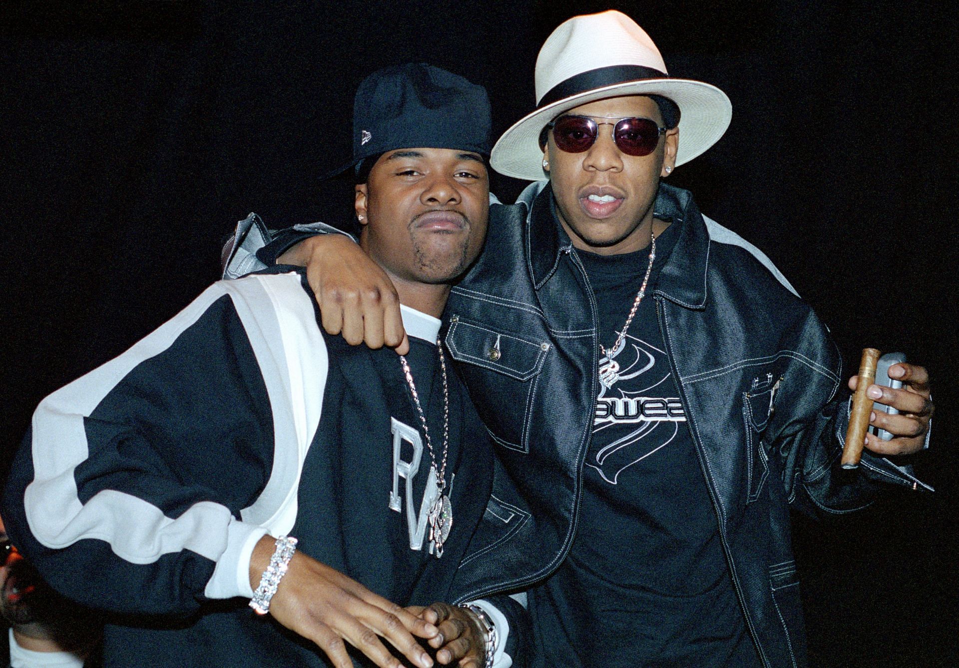 Memphis Bleek and Jay-Z in 1998 (Image via Getty)