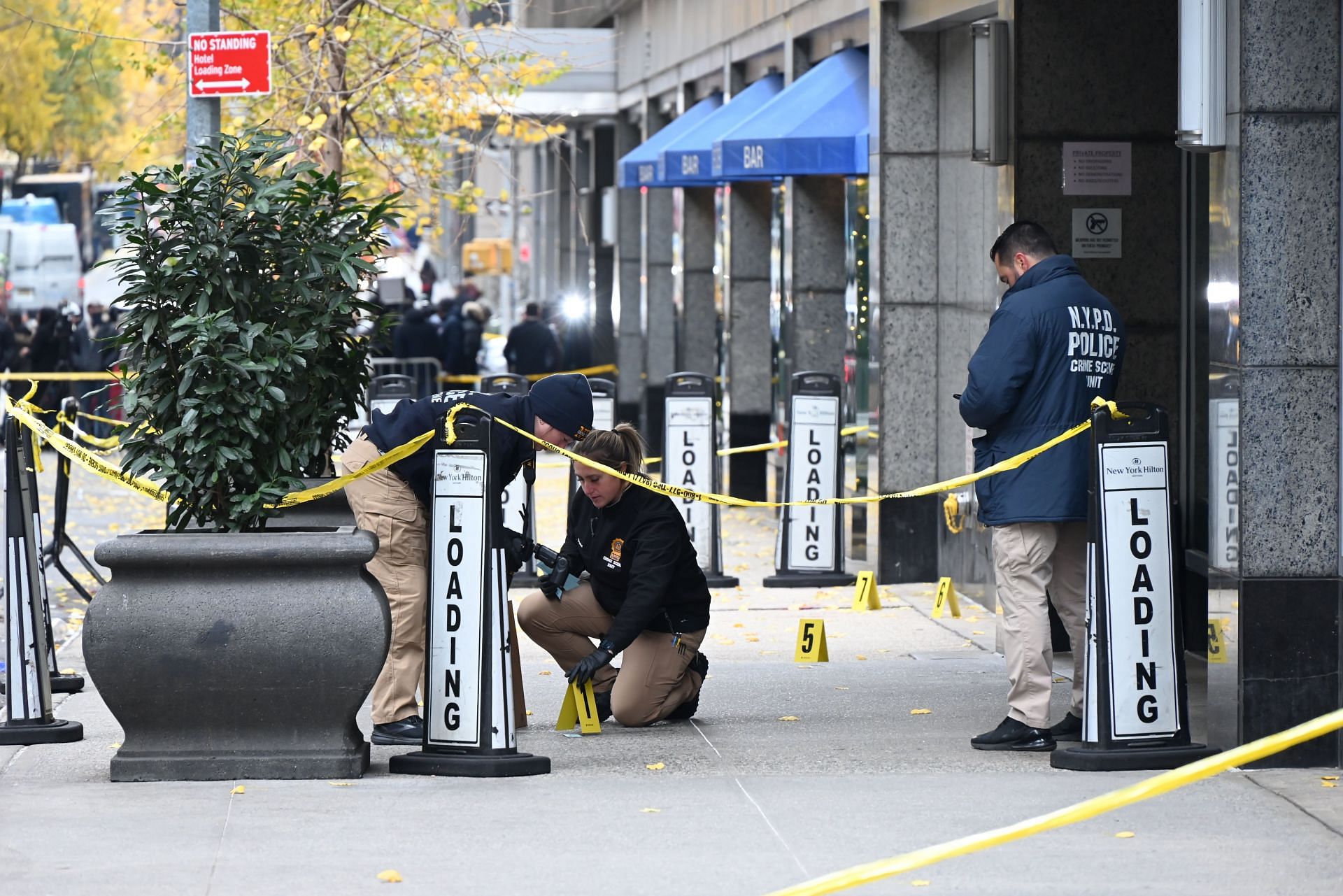 Healthcare executive gunned down in New York City in apparent &#039;targeted attack&#039; - Source: Getty