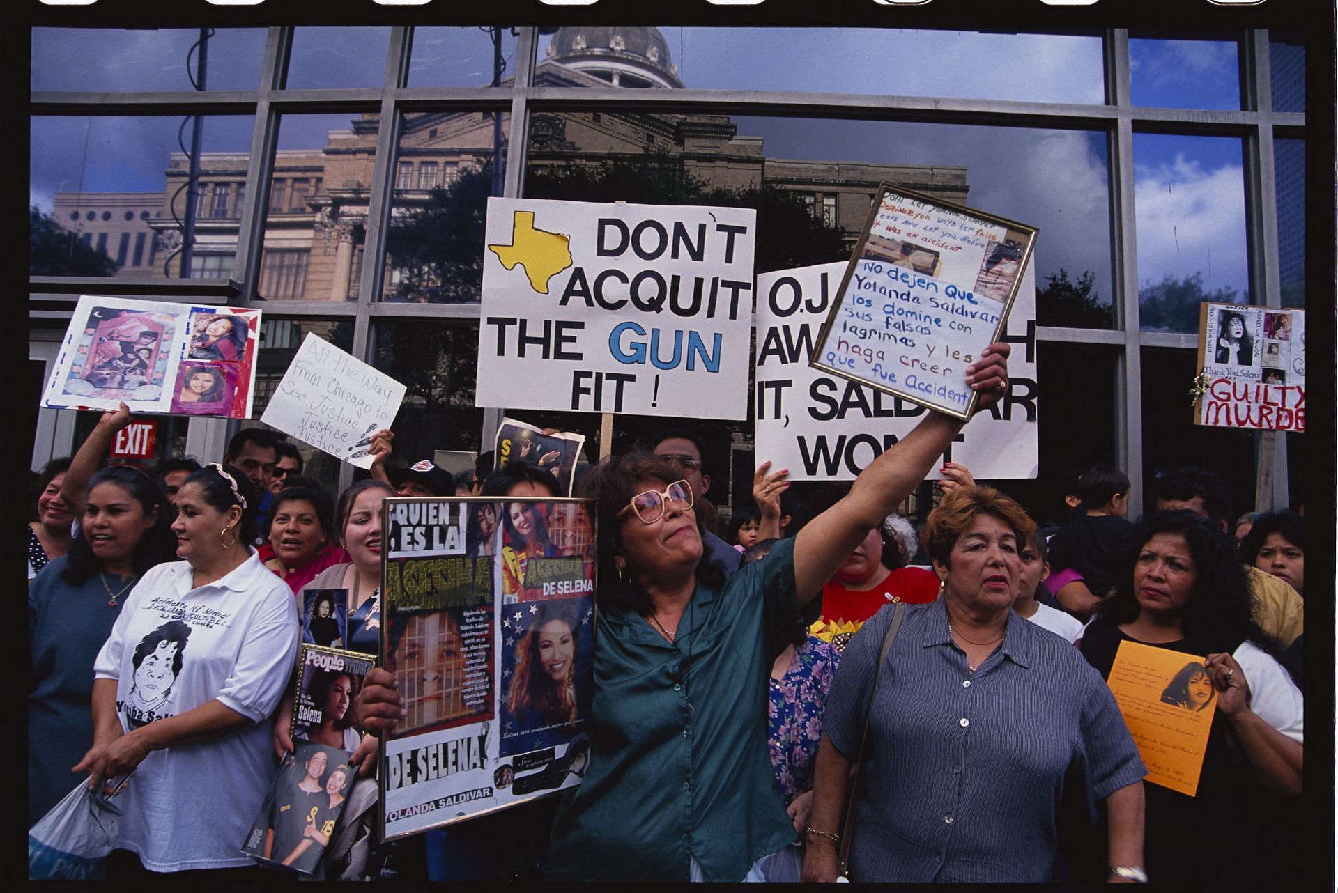 Selena Fans Protesting at Courthouse - Source: Getty