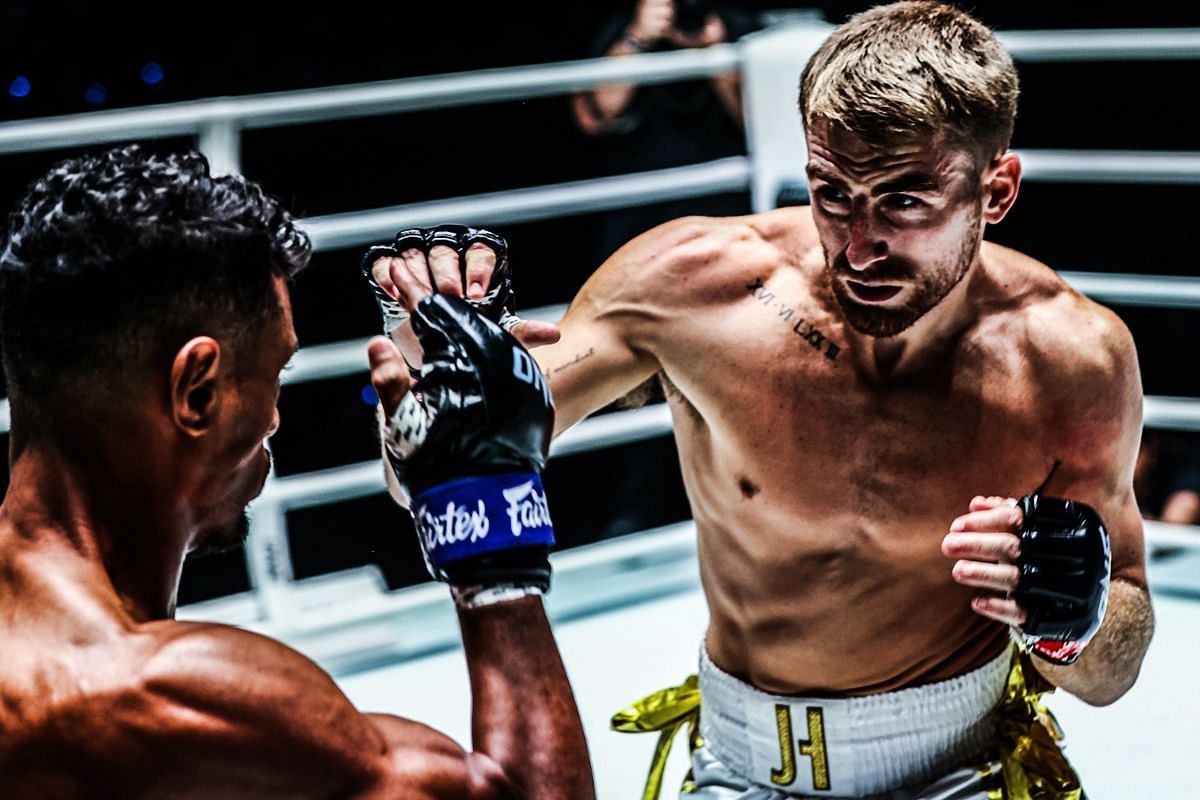 Jonathan Haggerty fighting Felipe Lobo. [Photo via: ONE Championship]