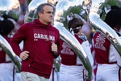 Watch: Nation's No. 1 QB Jared Curtis spotted wearing a South Carolina towel in Nashville's TSSAA football state championship win