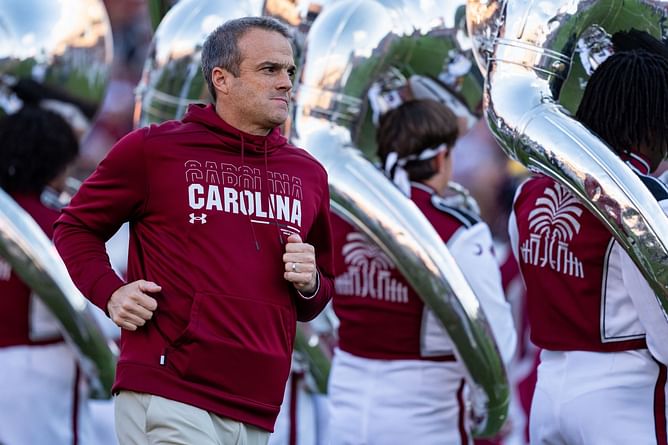 Watch: Nation's No. 1 QB Jared Curtis spotted wearing a South Carolina towel in Nashville's TSSAA football state championship win