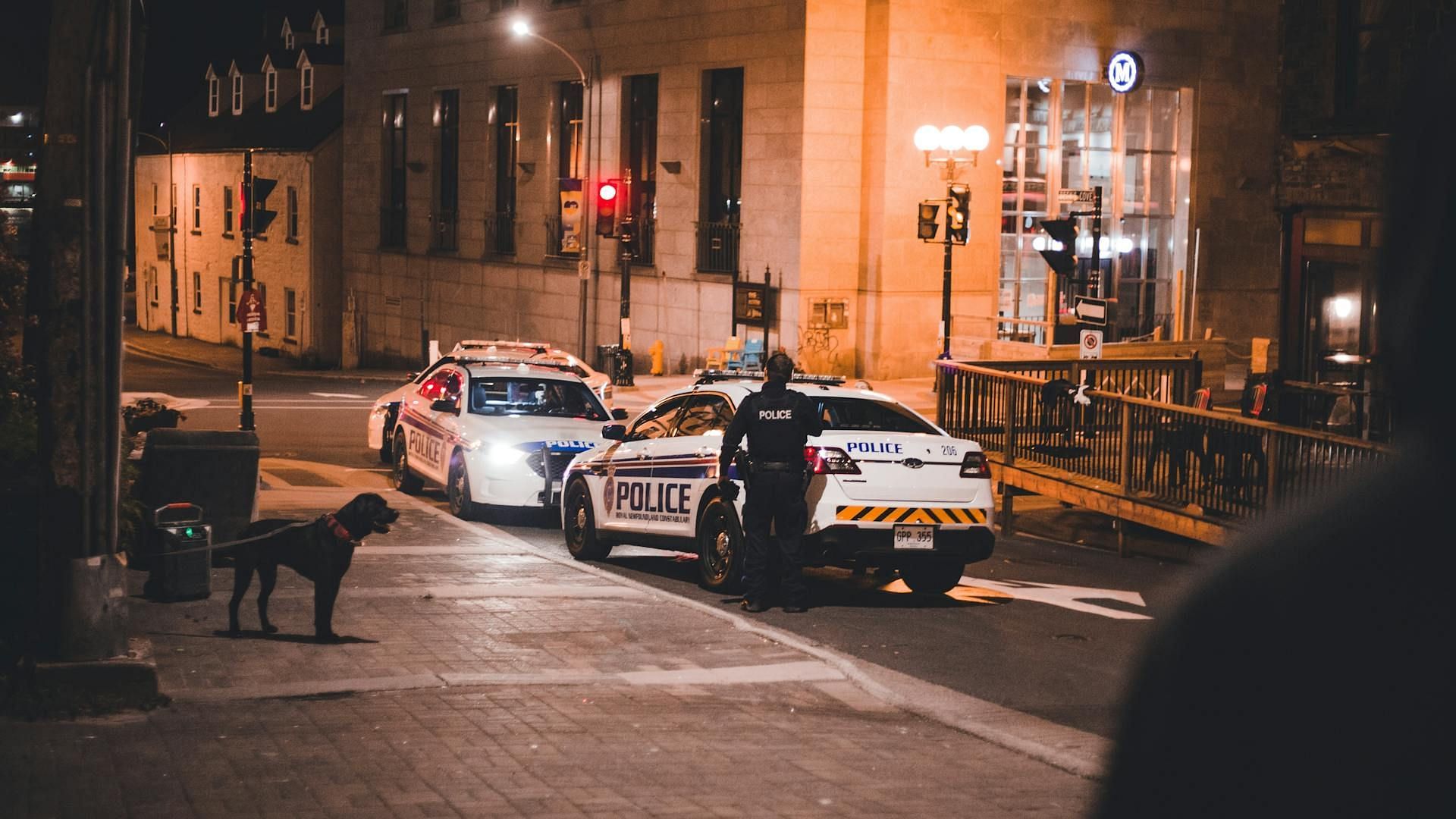 Schiller provides crucial information to the police in Very Scary People&#039;s Sun Gym Gang(Image via Pexels)