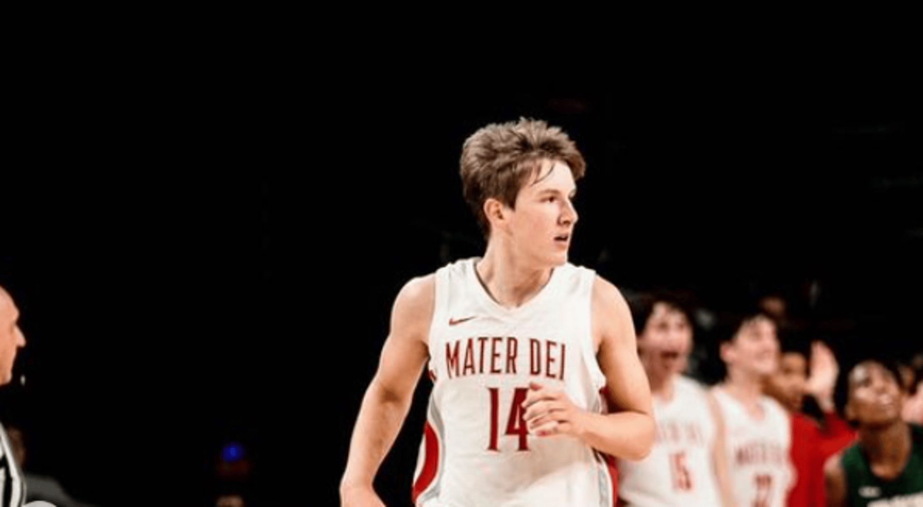 Luke Barnett playing for Mater Dei (Source: Instagram/_lukebarnettt)