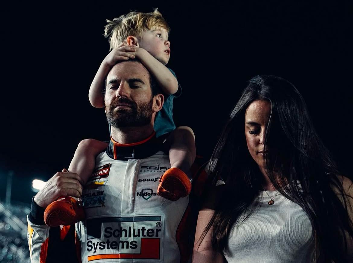 Corey LaJoie alongside his family at Daytona - Source: Instagram @kellajoie