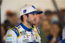 "The apple didn't roll too far from the base of tree": When Chase Elliott was praised by NASCAR Insider for handling Kevin Harvick feud like his dad