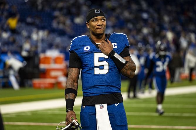 Colts star Anthony Richardson's fiancée Jada recaps cozy moments from amusement park trip