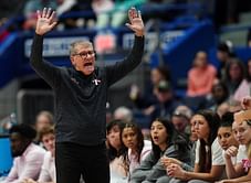 When Geno Auriemma pondered if NIL deals caused NCAA legends like Coach K and Jay Wright to retire: "A different challenge now"