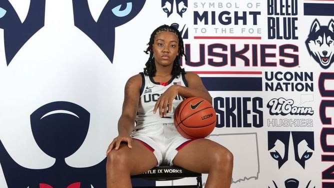 PIC: UConn's Kamorea Arnold sends heartfelt wishes to teammate Qadence Samuels on her birthday via IG