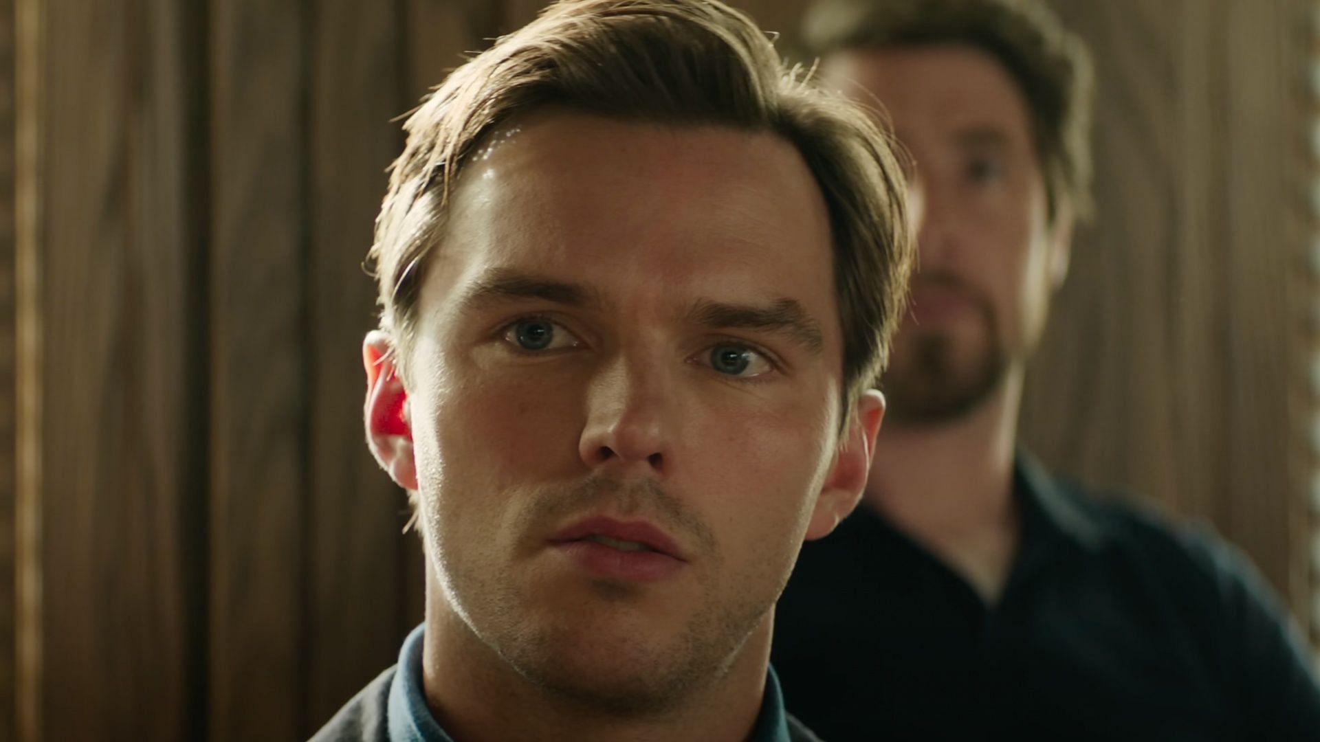 Nicholas Hoult plays recovering alcoholic and journalist Justin Kemp (Image via @Warner Bros. Pictures/YouTube)