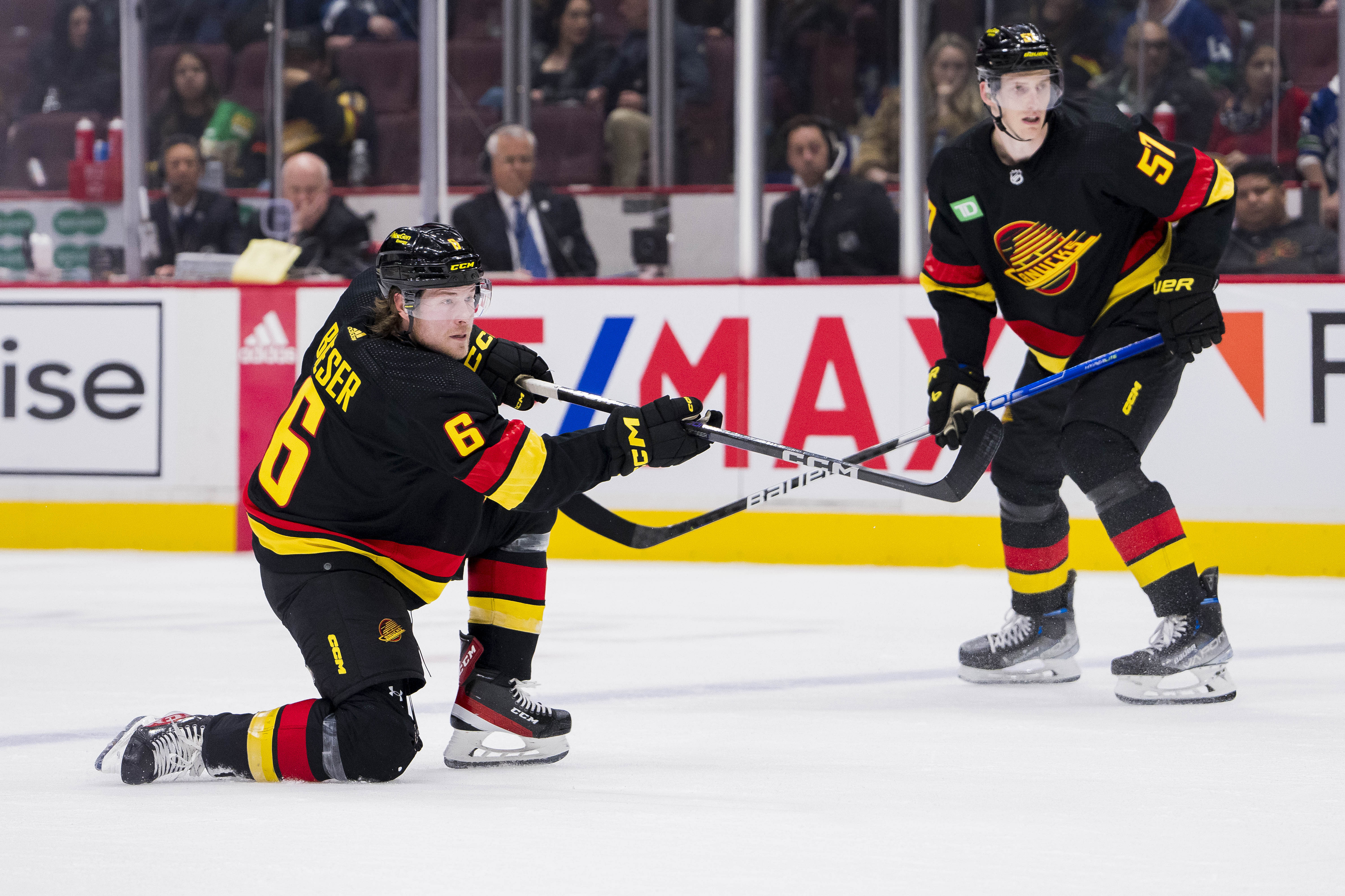 NHL: Vegas Golden Knights at Vancouver Canucks - Source: Imagn