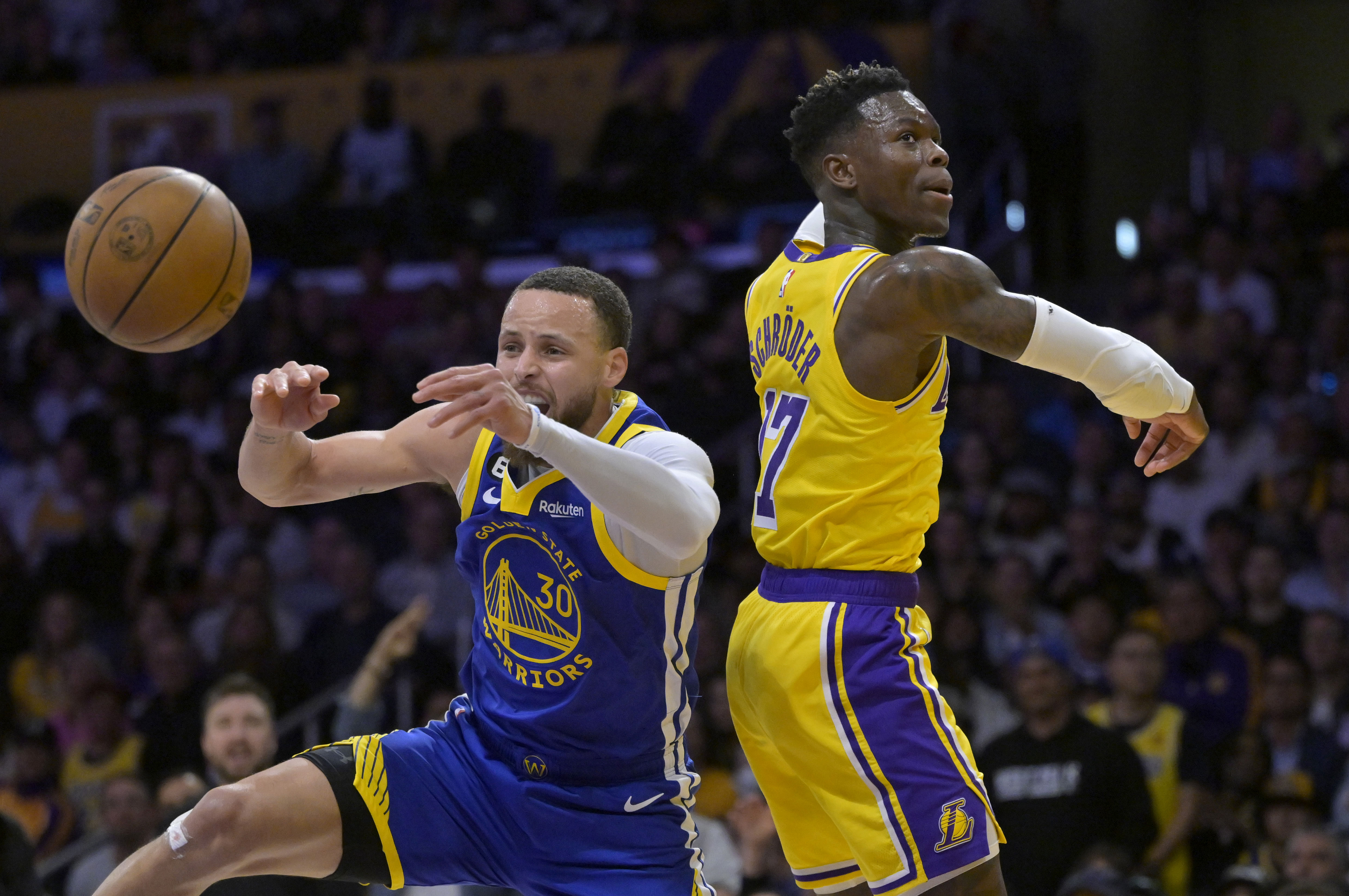 Warriors Trade Rumors Steph Curry Approved Dennis Schroder S M Contract Could Be Tossed For