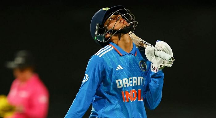 [Watch] Smriti Mandhana cleaned up by Ashleigh Gardner for 105 in IND-W vs AUS-W 3rd ODI