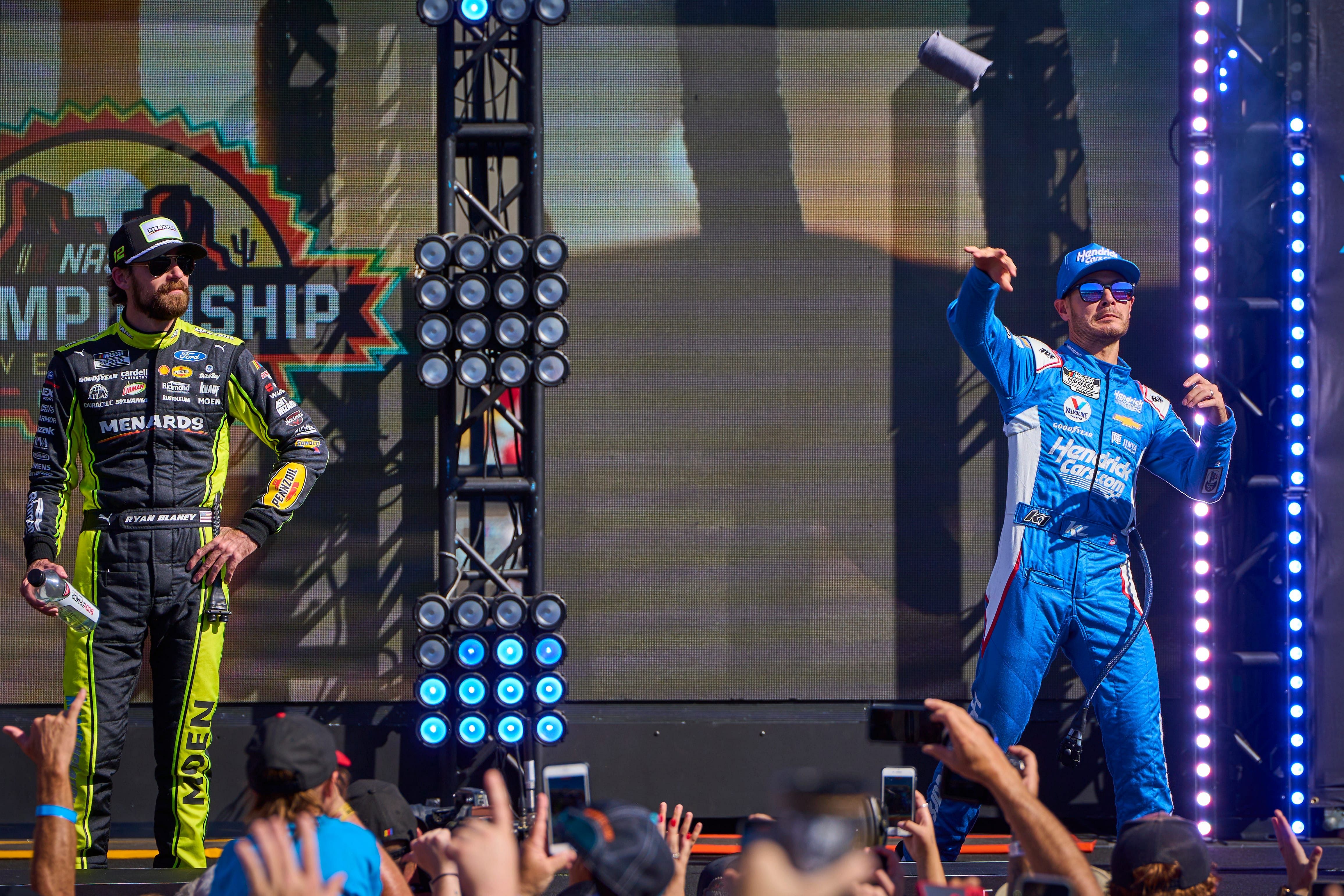 Ryan Blaney (left) and Kyle Larson (right) - Source: Imagn