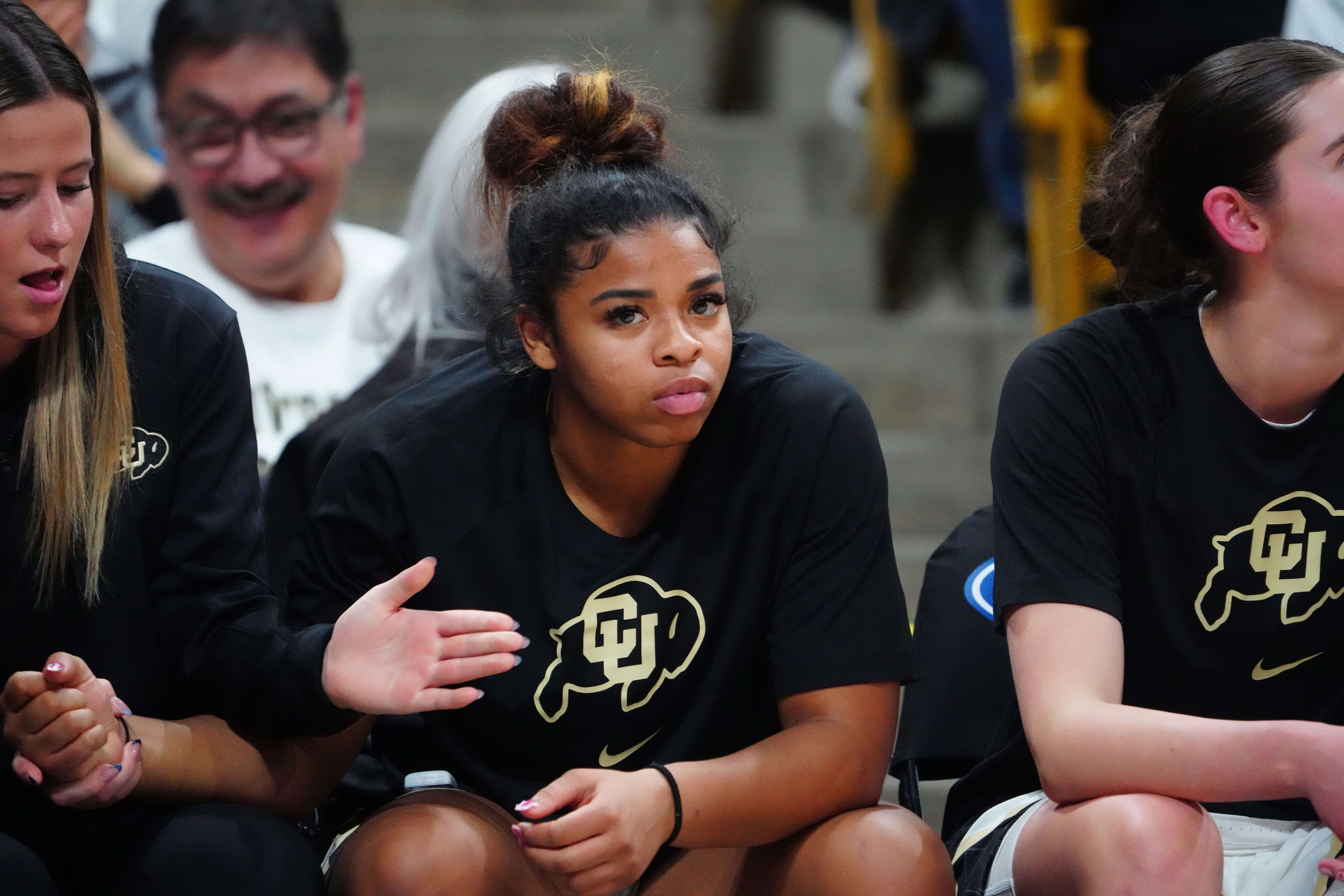 Shelomi Sanders (#22) on the bench in the fourth quarter against the UCLA Bruins while playing for the Colorado Buffaloes last season. Photo: Imagn