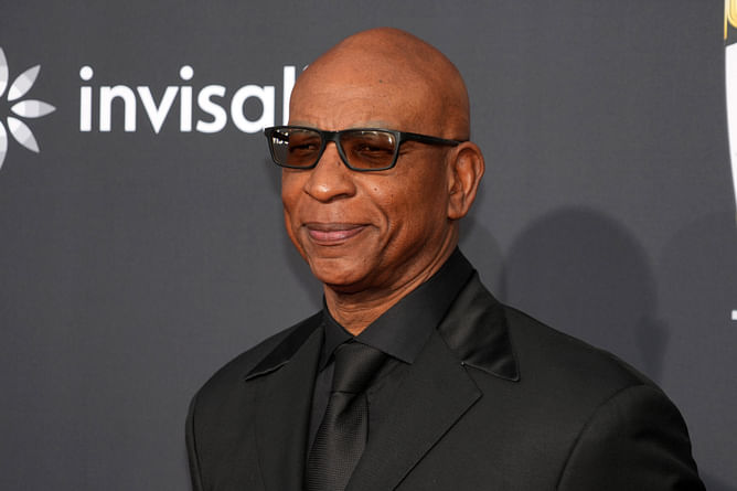 NFL legend Eric Dickerson gets honest about Saquon Barkley breaking his 2,105-yard rushing record