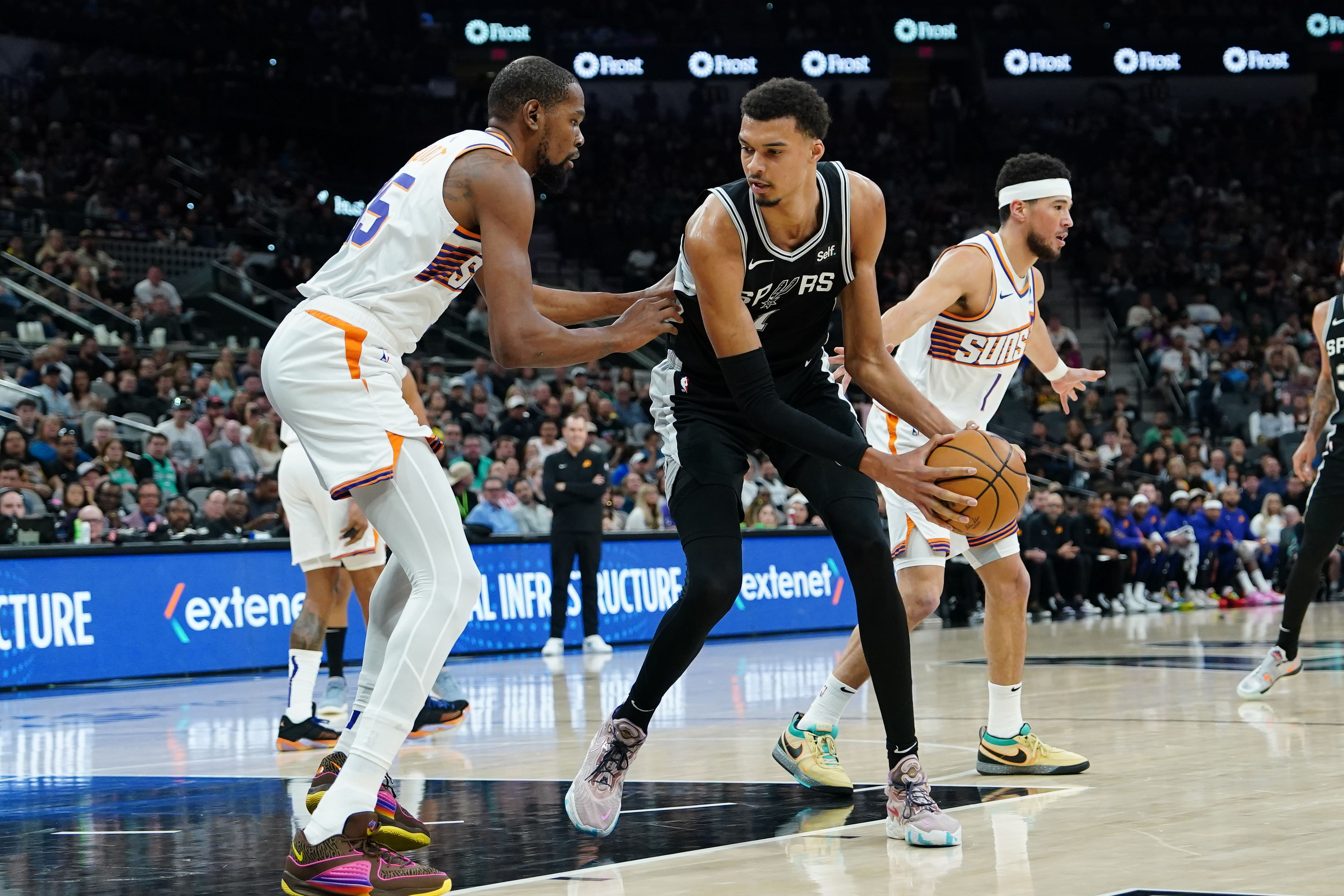 San Antonio Spurs vs Phoenix Suns Prediction and Betting Tips for 2024