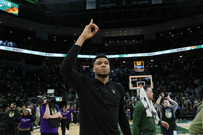 Giannis Antetokounmpo Stats Tonight: How did Bucks superstar perform against Thunder in Emirates NBA Cup Final? (Dec. 17)