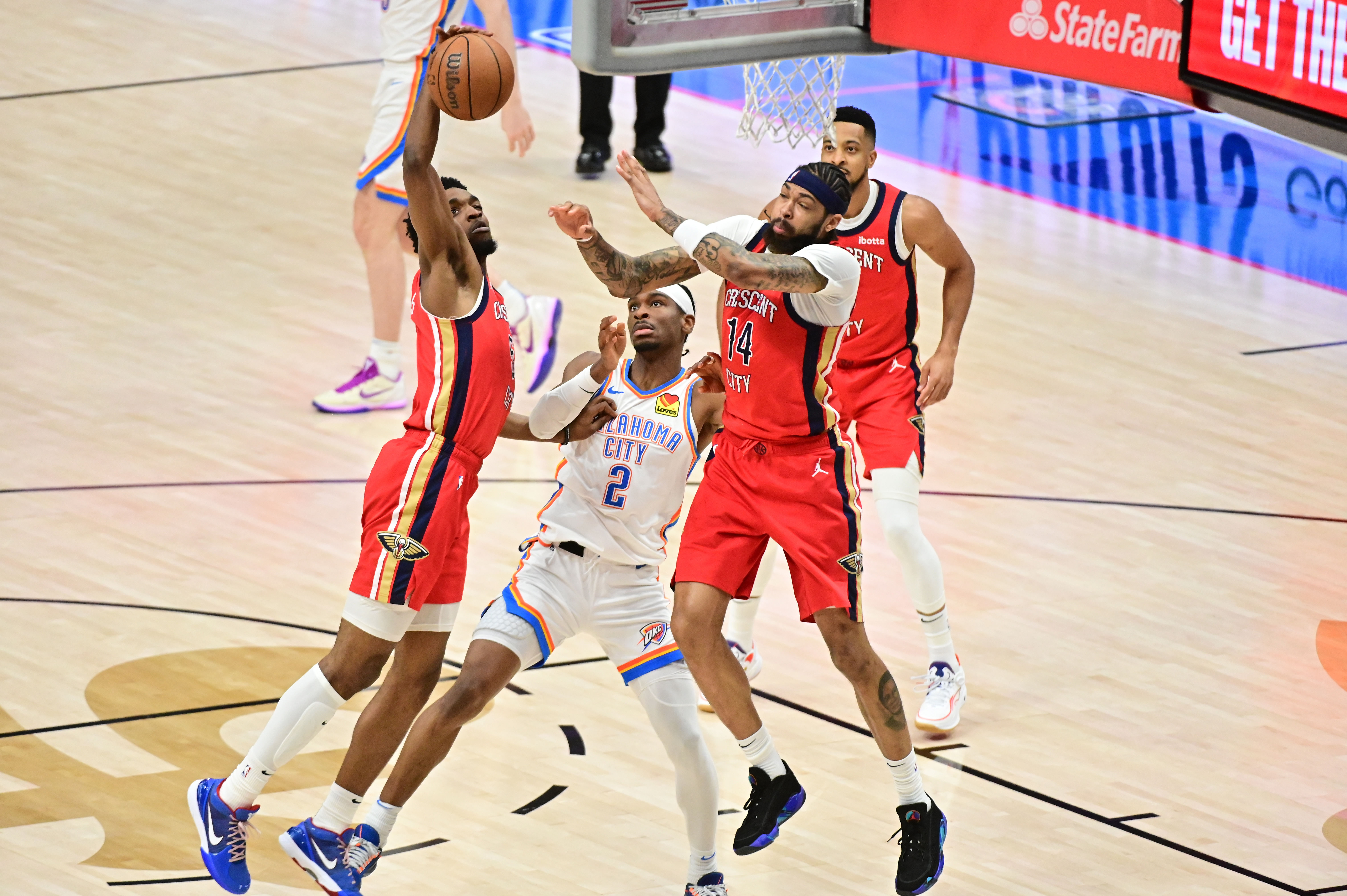 OKC Thunder vs New Orleans Pelicans predicted starting lineups and