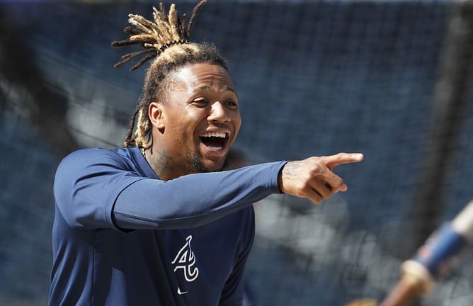Ronald Acuna Jr. channels big brother vibes as Braves superstar shares frame with younger siblings Bryan and Kenny