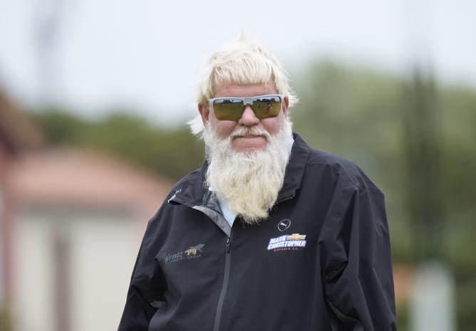 John Daly turns Santa to promote Vodka