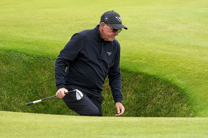 Phil Mickelson's manager takes on new LIV Golf role